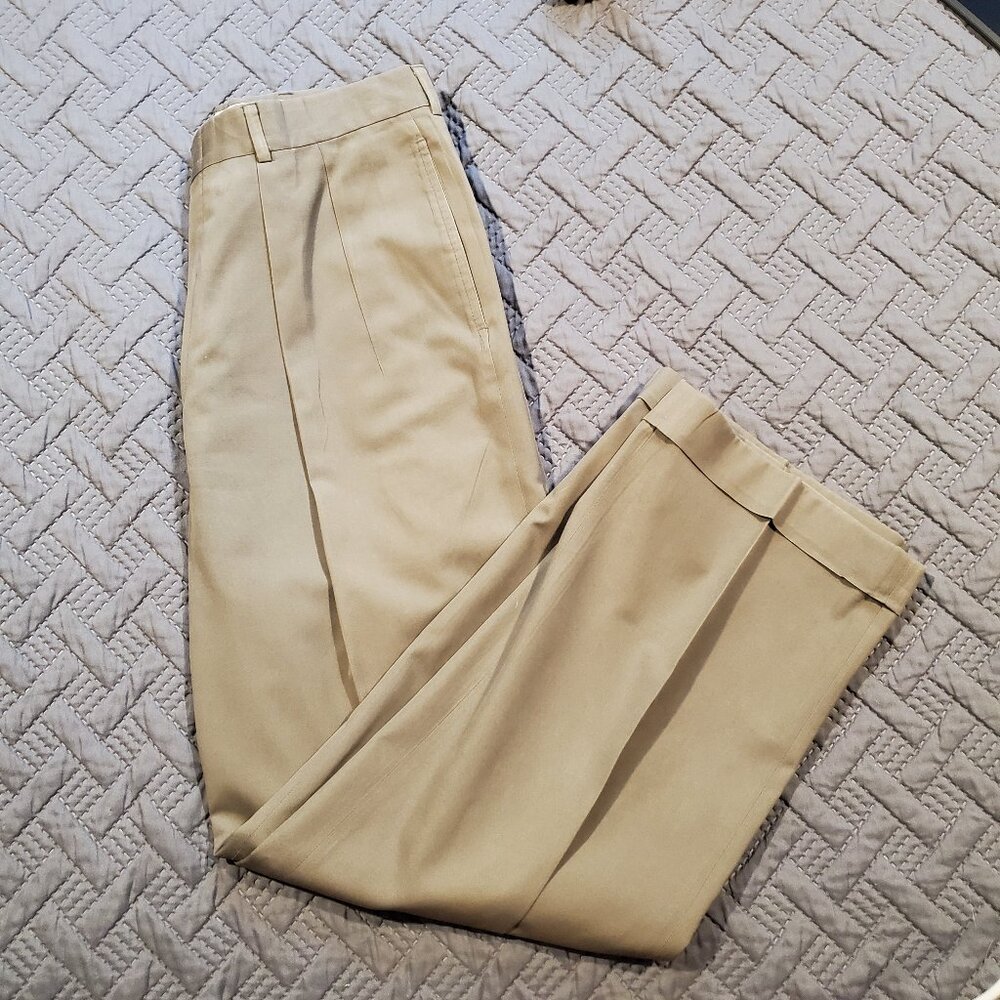 Brooks Brothers Flat-Front Dress Pants – Likely Wool Blend (Made in USA)